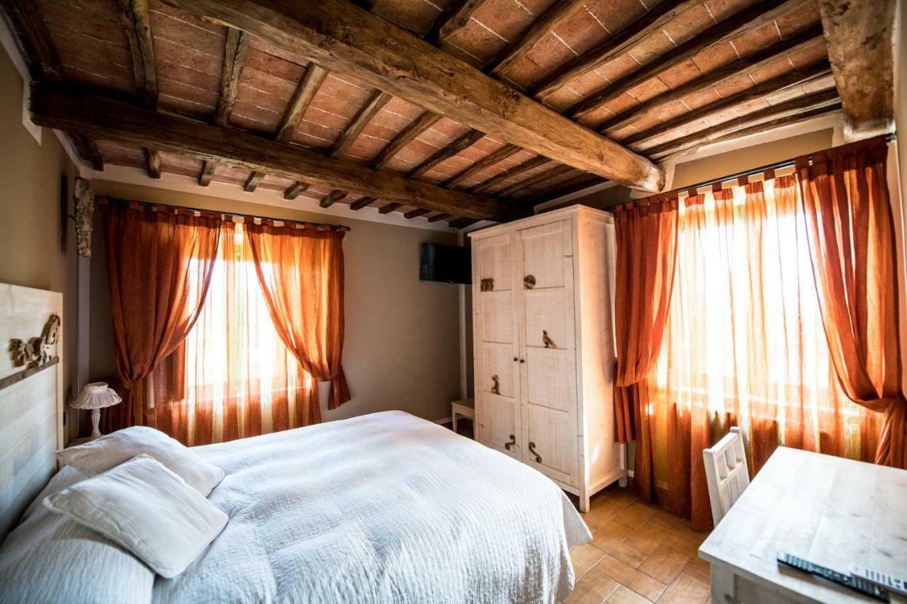 Borgo San Faustino Country Relais And Spa Morrano Екстер'єр фото
